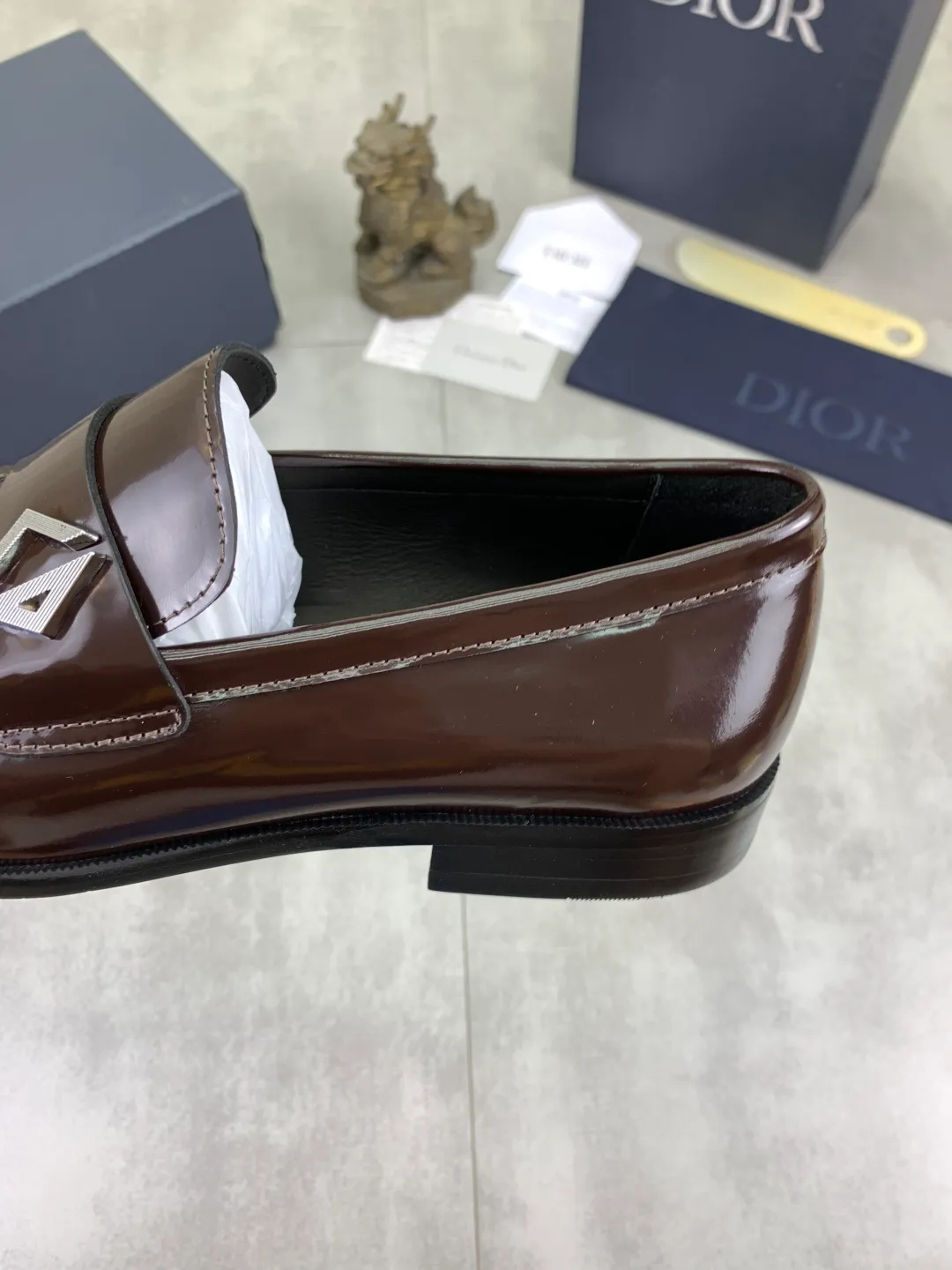 Men's men's shoes 💰P560 new style 💰high version 💎💎💎Dior original version! Top Italian purchasing agent! Men's business casual leather shoes, original imported open-edge beaded calfskin upper, ultimate texture, gentlemanly style, imported water-dyed cowhide inside, top-quality original Italian rubber outsole, first-class workmanship, top quality! Size: 39-44 (45 customized) 4️⃣ colors available
